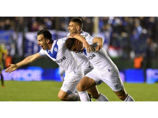Vélez volvió a ganar y avanzó en la Copa Argentina.