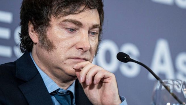 El diario advierte que Argentina “va a necesitar ayuda para el resto” de los desafíos económicos.