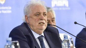 El ministro de Salud, Gin&eacute;s Gonz&aacute;lez Garc&iacute;a.