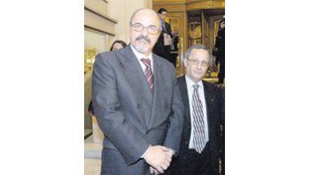 ámbito.com | Durante la cena anual de la AMIA, Carlos Tomada se refirió a un clásico problema de la economía: la industria de los juicios.