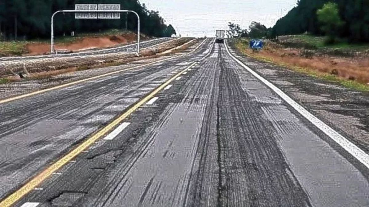Roads fined in $ 34.8 million to concessionaire of route 14 for infractions to the contract