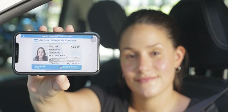 Durante el año pasado, 205 mil menores de 21 años obtuvieron la licencia de conducir.
