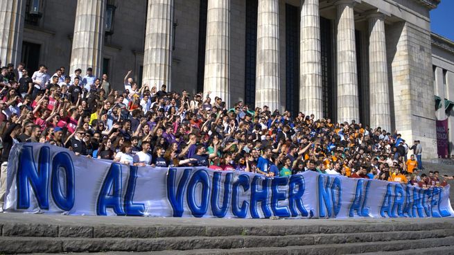 La FUA contra el voucher educativo.