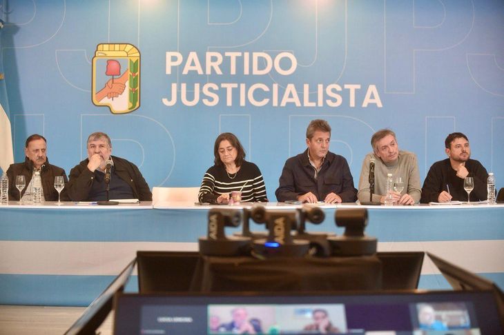 Cumbre multisectorial se reunió en la sede nacional del PJ.