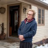 Tom Waits en Padre, primer episodio del exquisito film de Jim Jarmusch. Tom Waits en Padre, primer episodio del exquisito film de Jim Jarmusch.