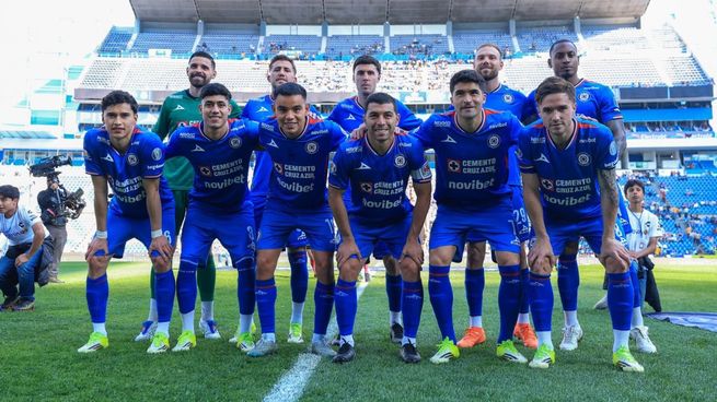 Cruz Azul terminó siendo el equipo que más cantidad de puntos sumó en la temporda y por ello se adjudicó por segunda vez consecutiva el premio de un millón de dólares.&nbsp;