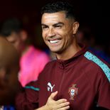 Cristiano Ronaldo está feliz: la sanción no le impedirá jugar la próxima fecha FIFA con Portugal. Cristiano Ronaldo está feliz: la sanción no le impedirá jugar la próxima fecha FIFA con Portugal.