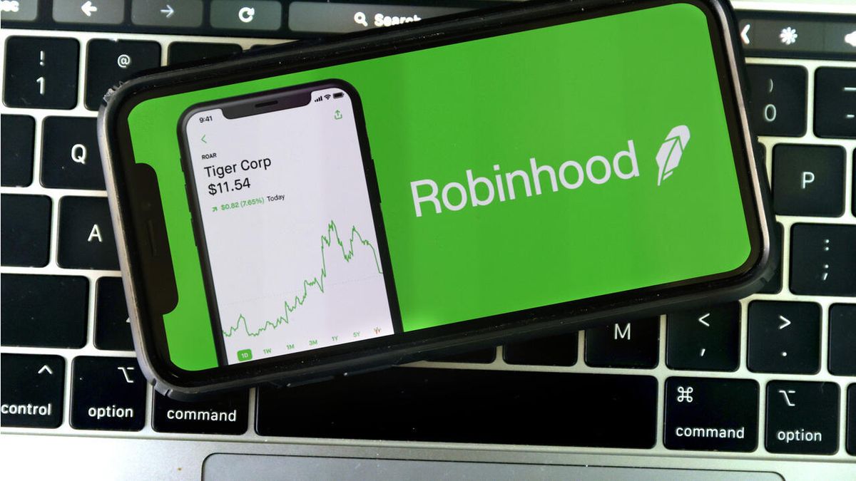 Robinhood exchange announced that it will delist three cryptocurrencies listed by the SEC