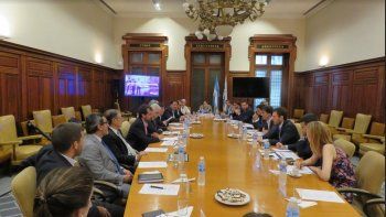 uia presento al gobierno un documento con propuestas para pymes