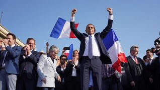 El candidato ultraderechista a la presidencia de Francia, Éric Zemmour, durante el polémico mitín.