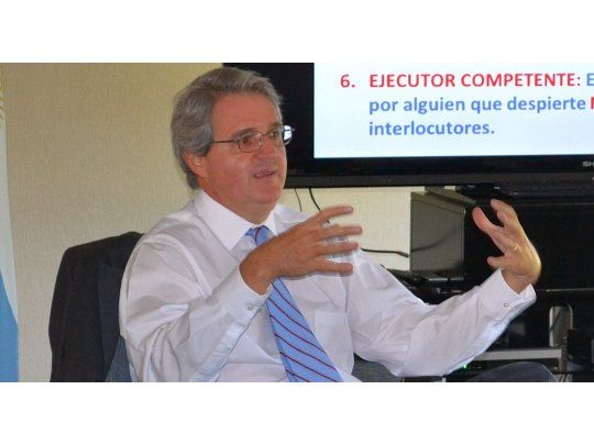 Juan José Cruces, doctor en Economía de la Universidad de Washington, estimó que a principios de año, la gente tenía mucho más optimismo de cómo el Gobierno iba a manejar la economía de lo que hace ahora.