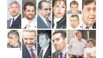 ámbito.com | 1. Andres Manuel Lopez Obrador 2. Carlos Ahumada Kurtz 3. René Bejarano 4. Rosario Robles 5. Jorge Emilio González 6. Cuauhtemoc Cárdenas 7. Ramón Sosamontes 8. Carlos Imaz 9. 10. Roberto Medrazo. 11. Federico Döring 12. Vicente Fox y Marta Sahagun de Fox