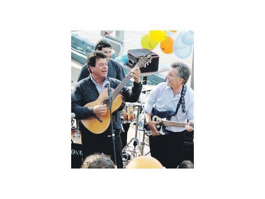 La semana pasada, Mauricio Macri se sumó al lanzamiento de la campaña de Saliva.