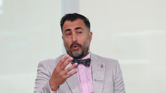 El global account executive de Emburse, Rodrigo Cotelo Iriart, se refirió al avance de la IA en el sector durante el tercer panel de Ámbito Debate sobre turismo.