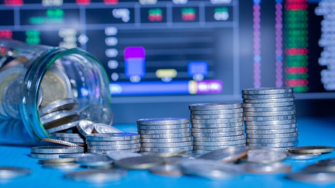 El riesgo país vuelve a romper mínimos históricos y podría impulsar a Uruguay a emitir deuda soberana.