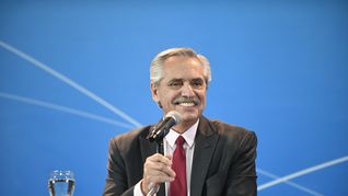 alberto fernandez felicito a los gobernadores electos de neuquen y rio negro