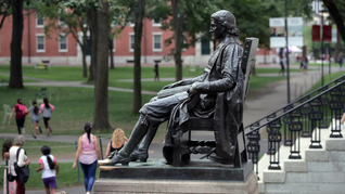 Las tres mentiras centenarias que Harvard sostiene en su campus.