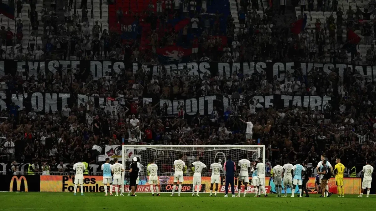 The unusual reprimand of the head of the Lyon barra brava to the players