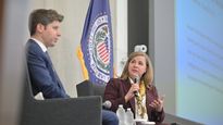 La vicepresidenta de la Fed, Michelle Bowman, vuelve a postular tres recortes de tasas en 2025.