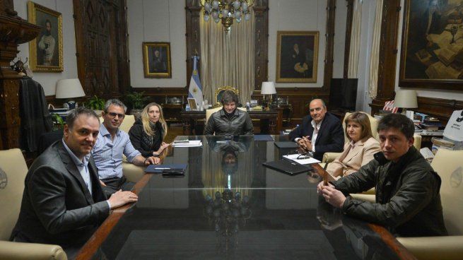 El presidente Javier Milei encabezó una reunión de la mesa política nacional.