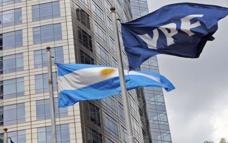 ypf: burford dice que puede reclamar hasta u$s6.000 millones