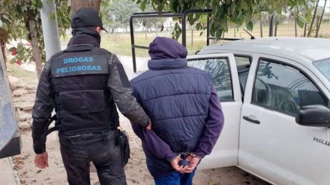 Un hombre fue detenido por llevar un cargamento de drogas en Salta.
