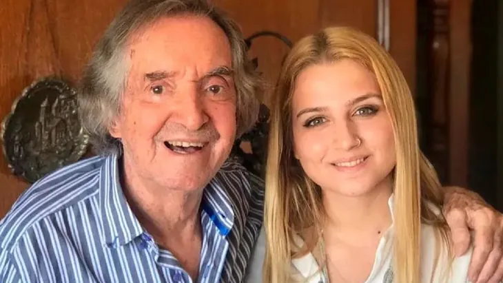 Carlitos Balá and his granddaughter, Laura Gelfi.