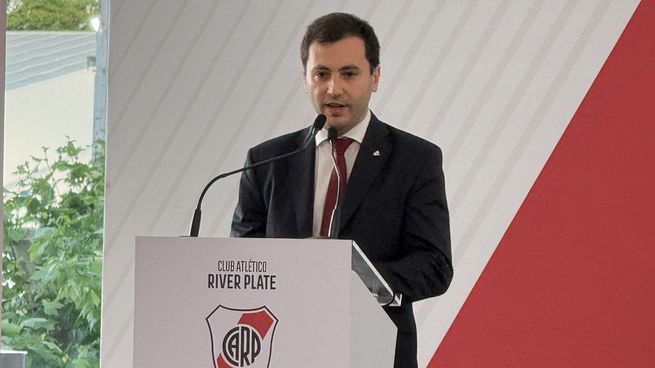 Stefano Di Carlo tomó el mando de River Plate.