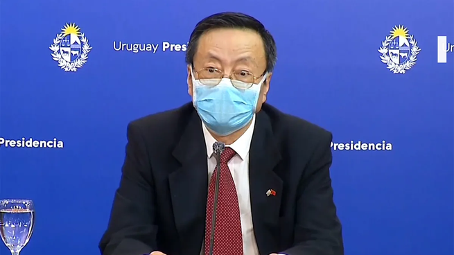 Embajador de China en Uruguay, Wang Gang.
