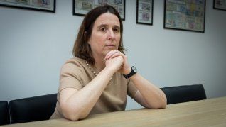 La economista opinó sobre la gestión de Milei en una entrevista radial. La economista opinó sobre la gestión de Milei en una entrevista radial.