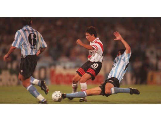 River-Racing en la edición 97 de la Libertadores.