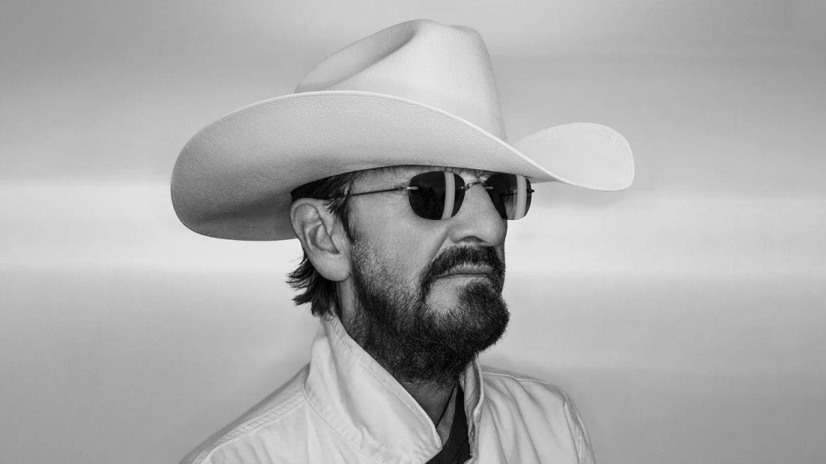 Ringo Starr presented Time On My Hands, the first preview of his future country album Look Up