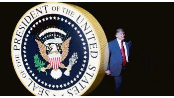 ámbito.com | DECIDIDO. El presidente Donald Trump decretó en 2017 revisar las regulaciones impuestas por su antecesor Barack Obama, incluidas en la Ley Dodd-Frank.