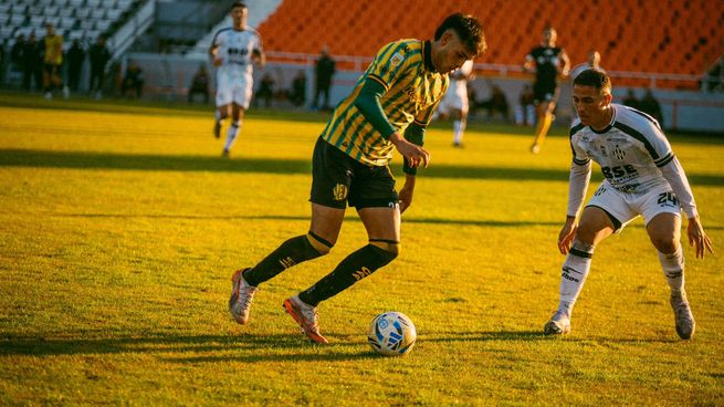Aldosivi y Central Córdoba (SdE) empataron en Mar del Plata.