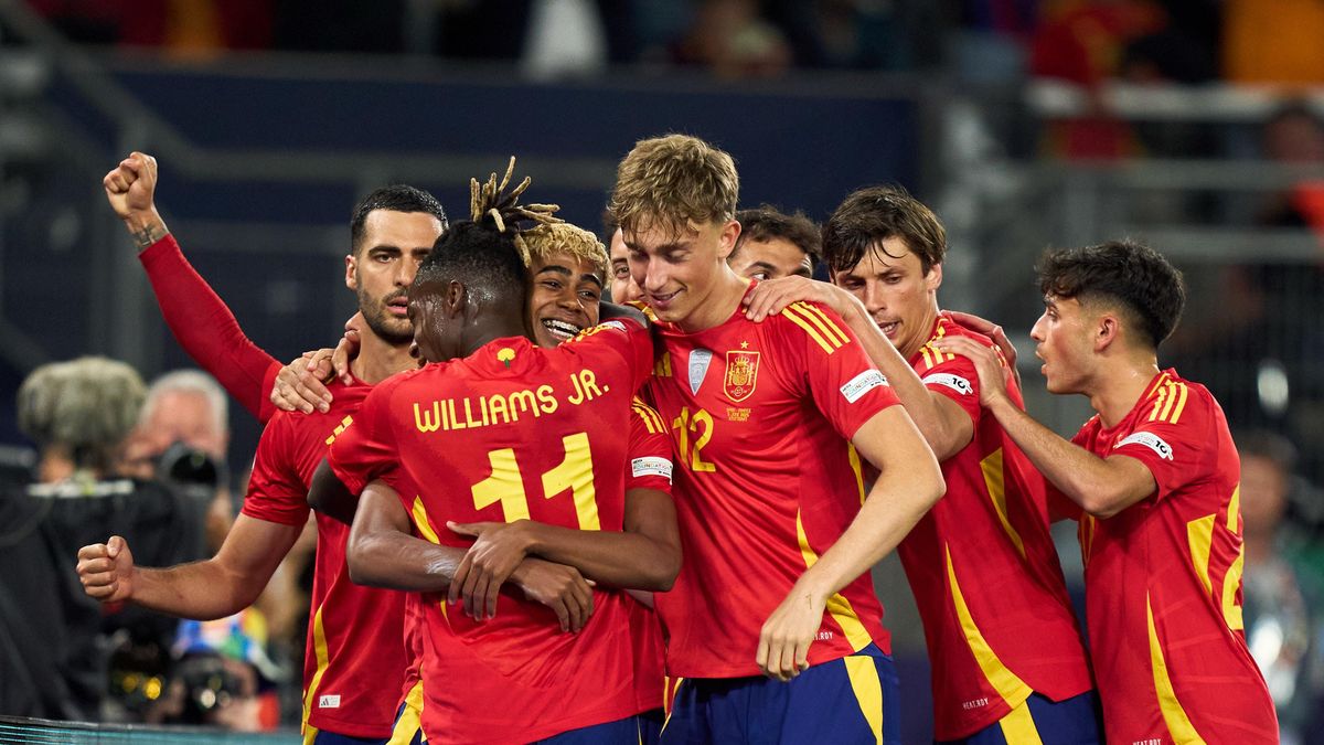 Spain beat France an unusual game, full of emotions and is a finalist of the Nations League