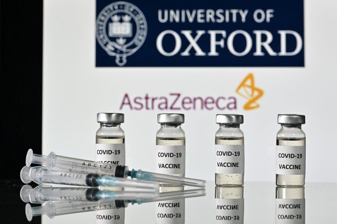 El Reino Unido deberá determinar en los próximos días si aprueba la vacuna de AstraZeneca.