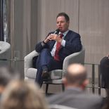 El presidente de Genneia compartió el panel junto a ministros de Energía y ejecutivos de compañías globales como Exxon y AES, en una discusión centrada en las oportunidades de inversión que ofrece la región frente a la creciente demanda mundial de energía y tecnología. El presidente de Genneia compartió el panel junto a ministros de Energía y ejecutivos de compañías globales como Exxon y AES, en una discusión centrada en las oportunidades de inversión que ofrece la región frente a la creciente demanda mundial de energía y tecnología.