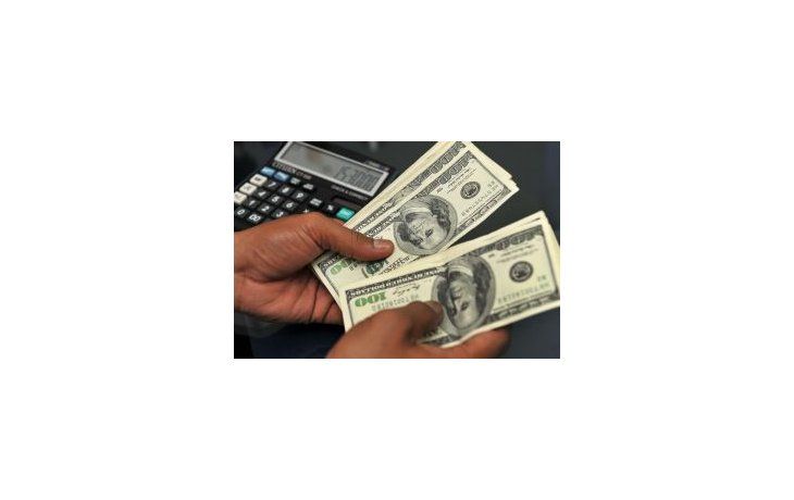 ámbito.com | Dólar oficial cotizó estable a $ 8,42 y el blue a $ 14,25