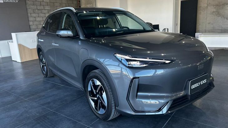 El Geely EX5 Pro es un SUV 100% eléctrico compacto. El Geely EX5 Pro es un SUV 100% eléctrico compacto.