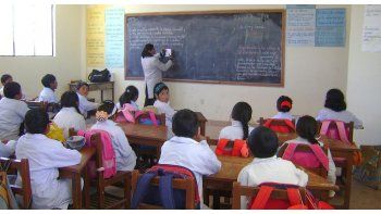 Una de las principales críticas de los docentes y padres es que la evaluación Aprender 2016 no tiene en cuenta el contexto ni las condiciones de aprendizaje de los alumnos considerándolos como simples objetos de estudio y no como sujetos de aprendizaje.