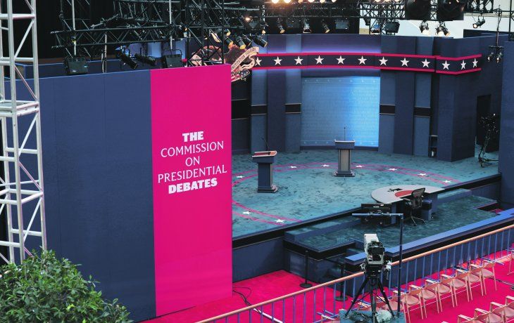 DUELO. La sala de eventos de la Western Reserve University de Cleveland, estado de Ohio, esperaba anoche a Donald Trump y a Joseph Biden para el primer debate cara a cara ante las elecciones de noviembre.