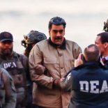 Mientras el líder chavista Nicolás Maduro se encontraba bajo custodia estadounidense para comparecer ante un tribunal federal en Nueva York, en los círculos de inteligencia de la capital estadounidense la pregunta más importante era: ¿dónde está el dinero? Mientras el líder chavista Nicolás Maduro se encontraba bajo custodia estadounidense para comparecer ante un tribunal federal en Nueva York, en los círculos de inteligencia de la capital estadounidense la pregunta más importante era: ¿dónde está el dinero?