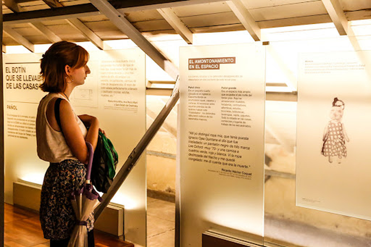 En el sector llamado Pañol, dentro del Casino de Oficiales de la ESMA, se amontonaron bienes de detenidos-desaparecidos. En el sector llamado Pañol, dentro del Casino de Oficiales de la ESMA, se amontonaron bienes de detenidos-desaparecidos.