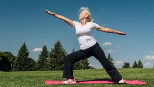 La abuela que rompe todos los esquemas con su entrenamiento. La abuela que rompe todos los esquemas con su entrenamiento.