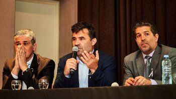 El panel desarrollado abordó la problemática de los hidrocarburos, con la presencia del secretario de Energía, Darío Martínez, el presidente de YPF, Pablo González y Demián Panigo, integrante del Directorio de YPF.