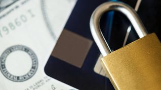 El gobierno, la oposición y los privados parecen acercar posturas sobre el secreto bancario. El gobierno, la oposición y los privados parecen acercar posturas sobre el secreto bancario.