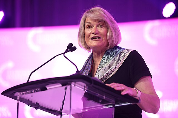Millones en juego y una visión cripto: Cynthia Lummis lidera desde el Senado una cruzada por integrar las criptomonedas a la política fiscal.  