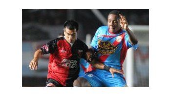 Va. Colón es más profundo que Arsenal y convierte a Campestrini en figura.
