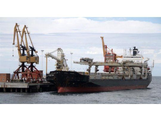 Senadores reclaman sesión para rechazar DNU que eliminó subsidios a envíos desde puertos patagónicos