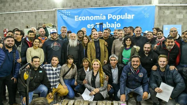 Economía popular Martín Guzmán.jpeg